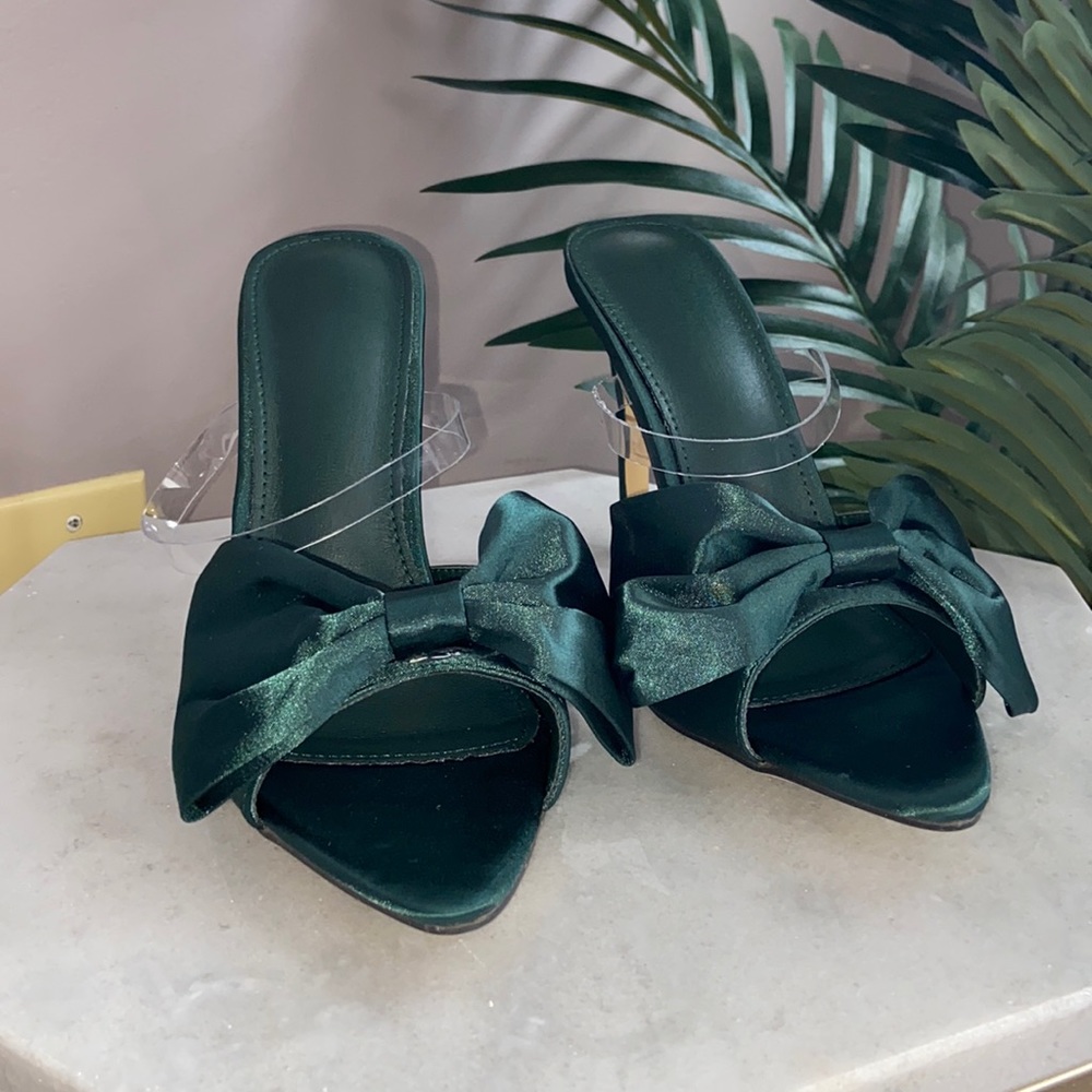 Emerald Green Slipper - Picture 3 of 8